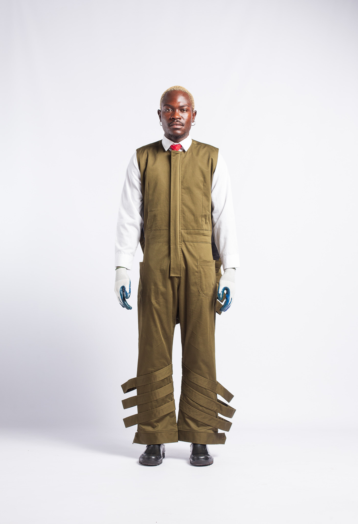 BLACK CLOUDS BUT THE MASSES COLOURBLIND SS21 - 6
